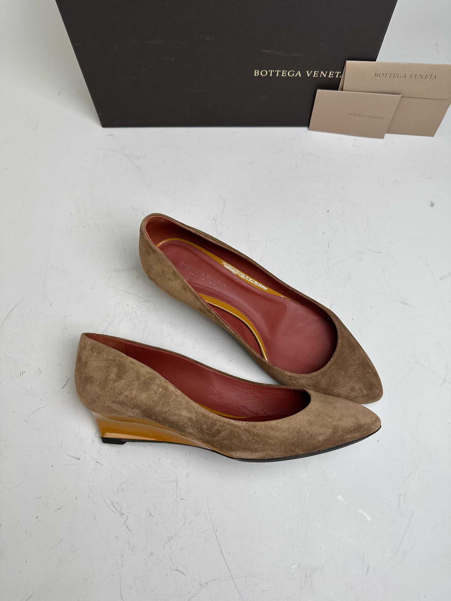 Vintage Bottega Veneta Suede Wedge Heels Tan Burgundy EU35.5