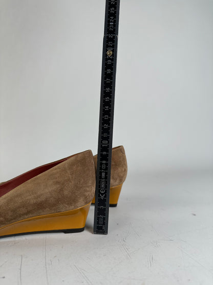 Vintage Bottega Veneta Suede Wedge Heels Tan Burgundy EU35.5