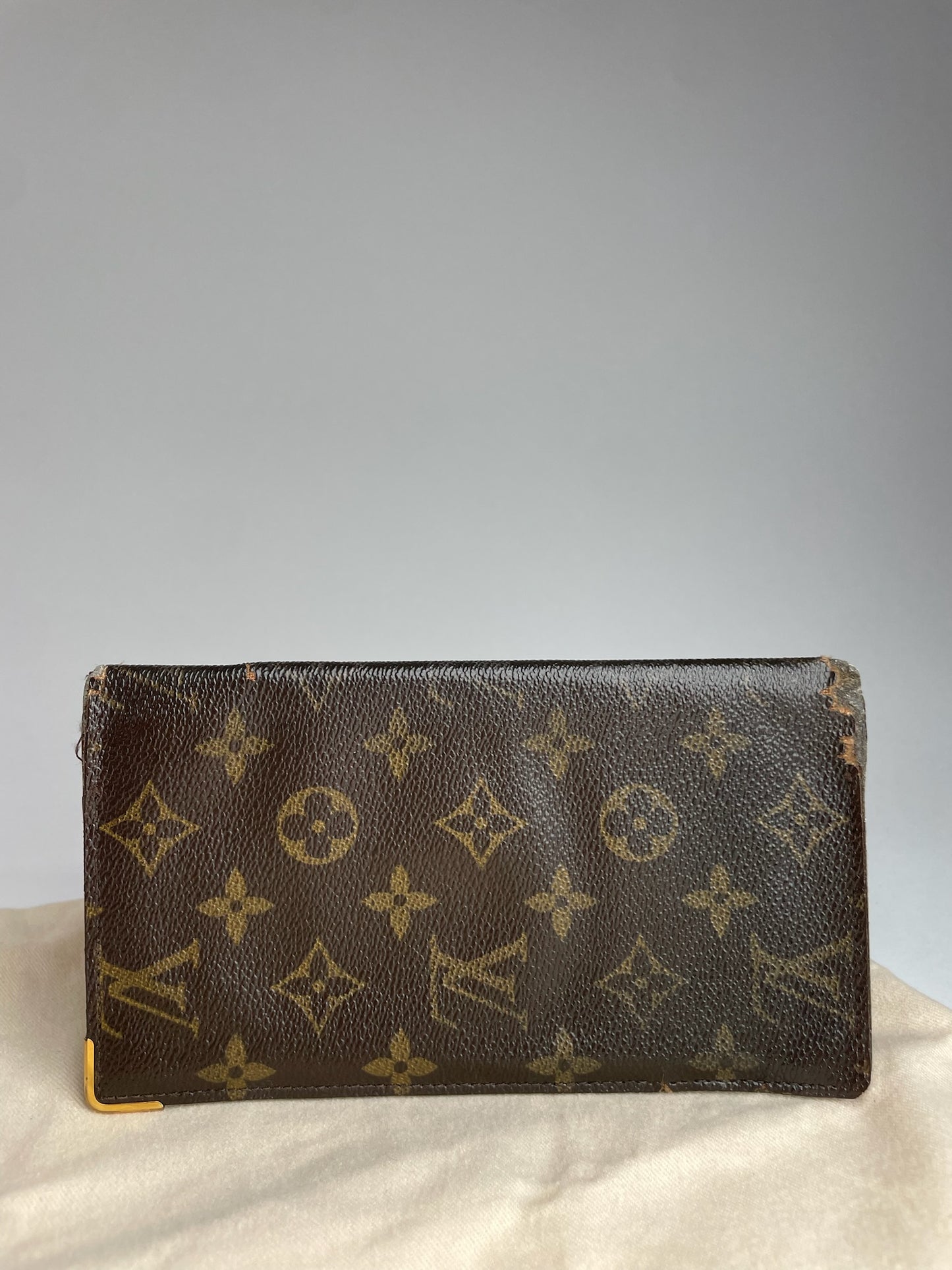 Vintage Louis Vuitton Leather Monogram ID Holder