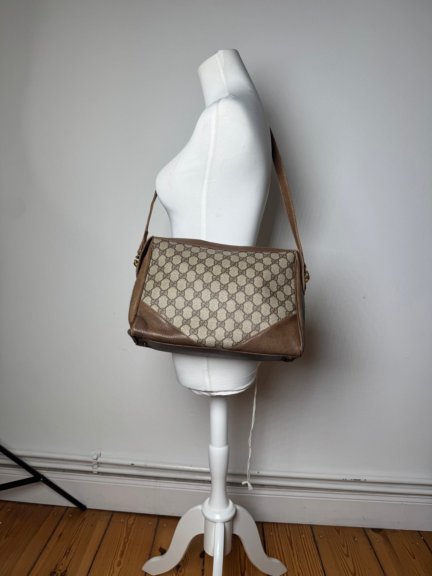 Vintage Gucci Monogram Leather Bag Grey Brown