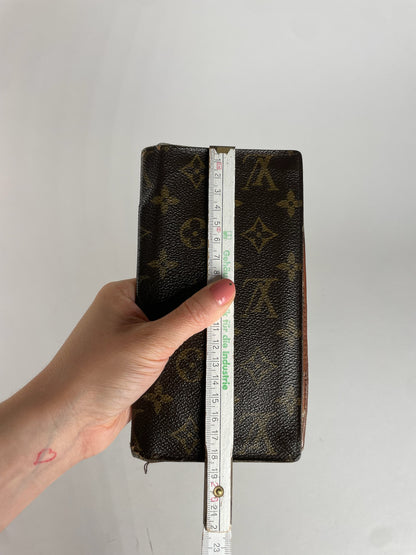 Vintage Louis Vuitton Leather Monogram ID Holder