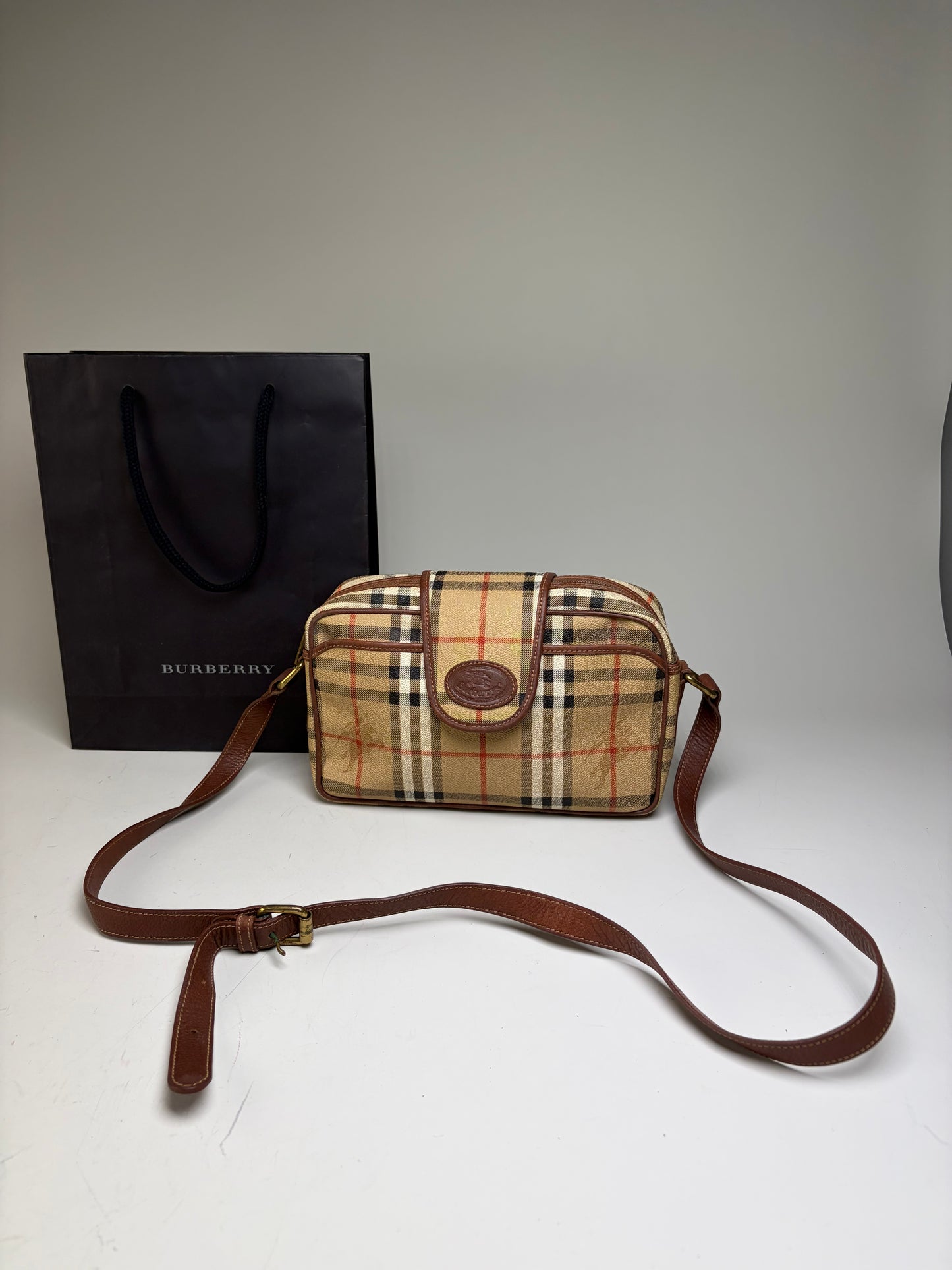 Vintage Burberry Haymarket Check Crossbody Bag Beige Red Black