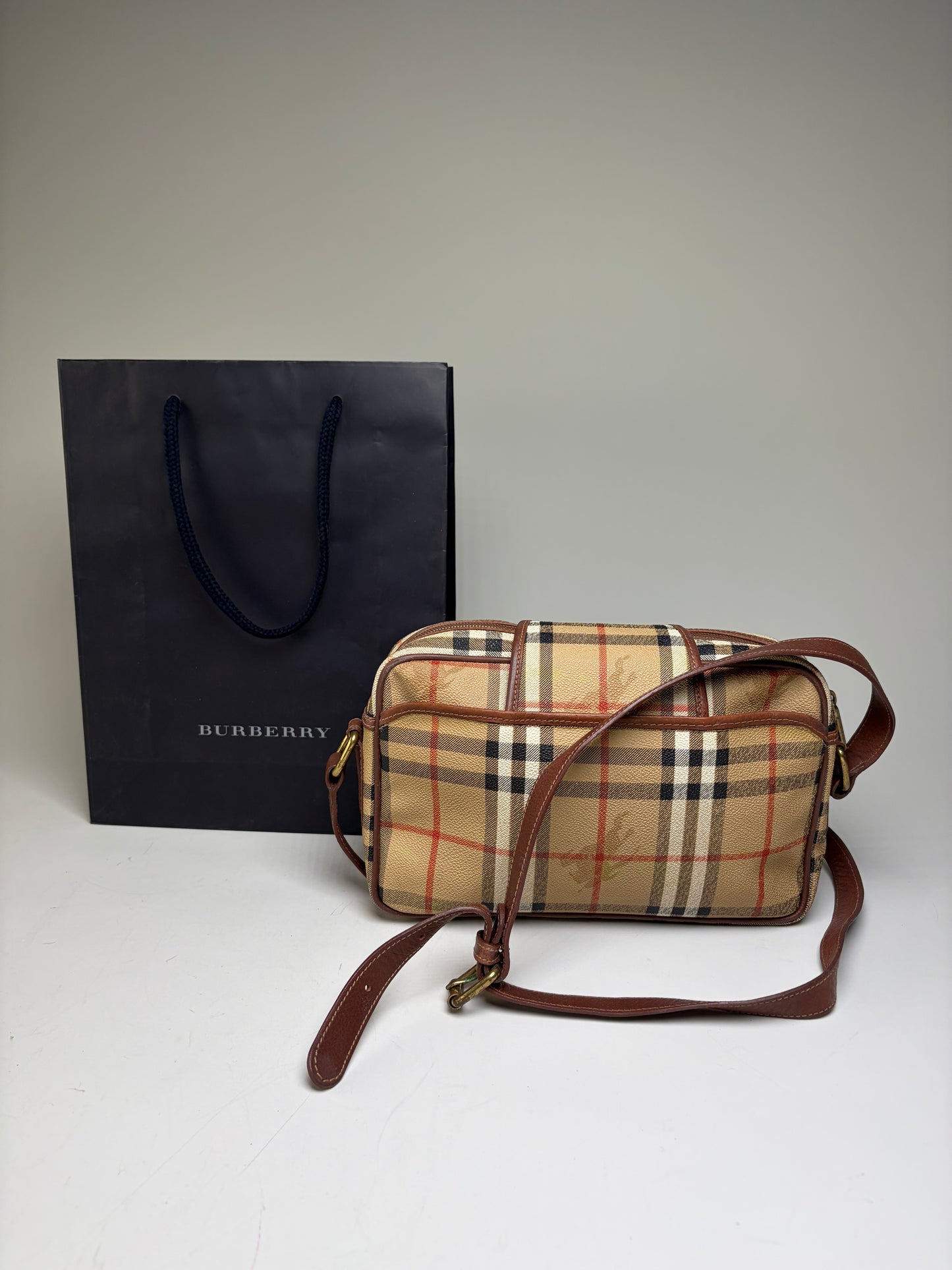 Vintage Burberry Haymarket Check Crossbody Bag Beige Red Black