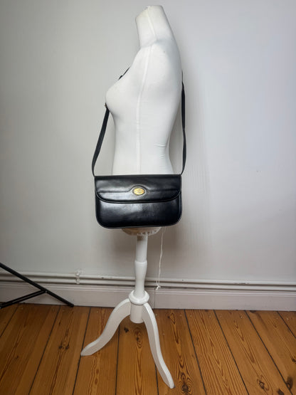 Vintage Gucci Leather Crossbody Bag Black Gold c. 2000