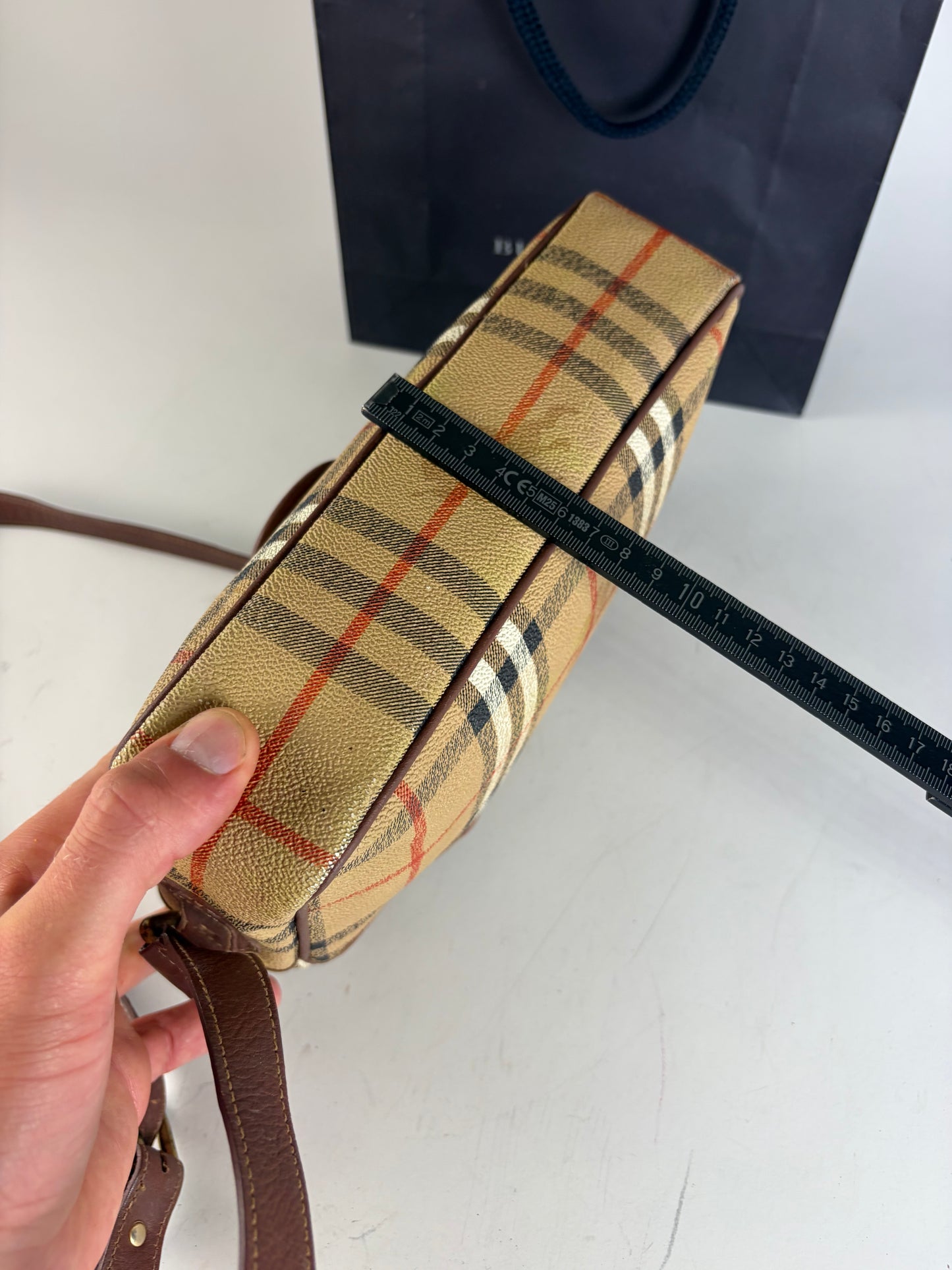 Vintage Burberry Haymarket Check Crossbody Bag Beige Red Black