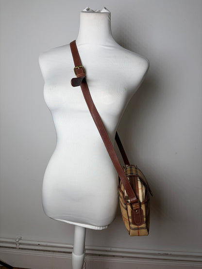 Vintage Burberry Haymarket Check Crossbody Bag Beige Red Black