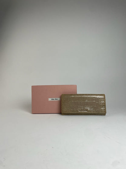 Vintage Miu Miu crocodile Emblossed Leather Wallet Brown