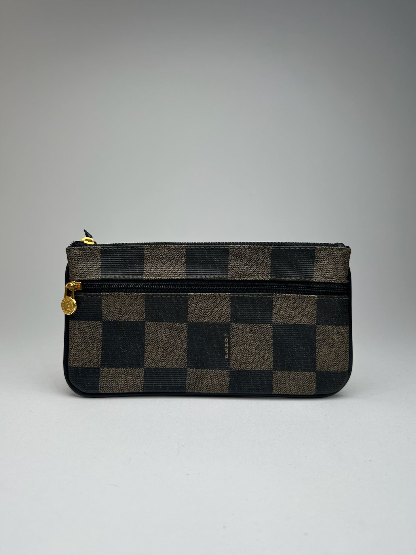 Porte-carte d'identité vintage Fendi en cuir noir marron