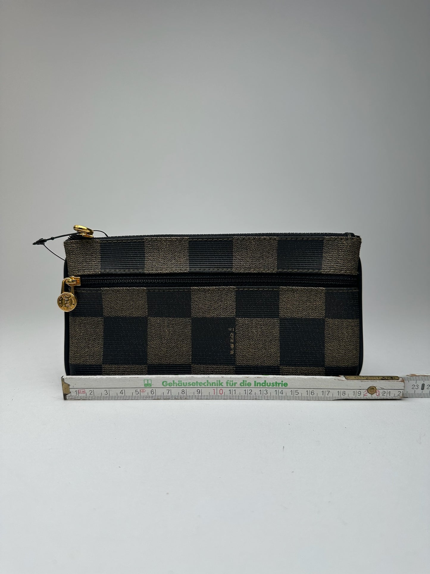 Porte-carte d'identité vintage Fendi en cuir noir marron