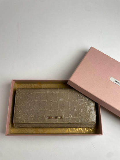Vintage Miu Miu crocodile Emblossed Leather Wallet Brown
