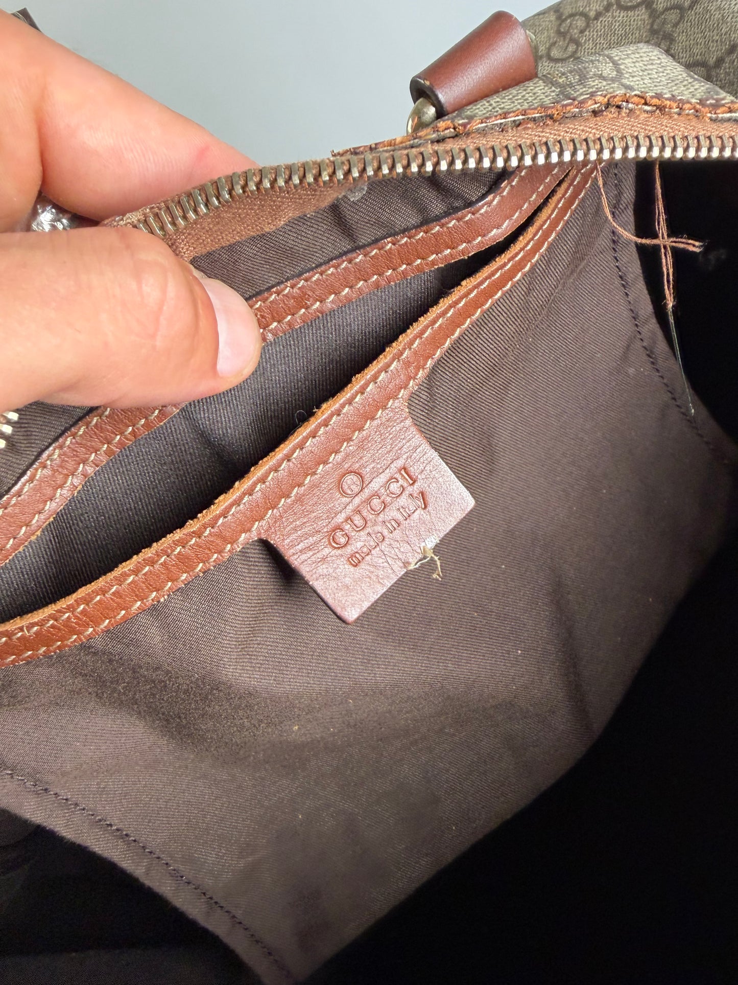 Vintage Gucci GG Supreme Duffle Bag Beige Brown Gold