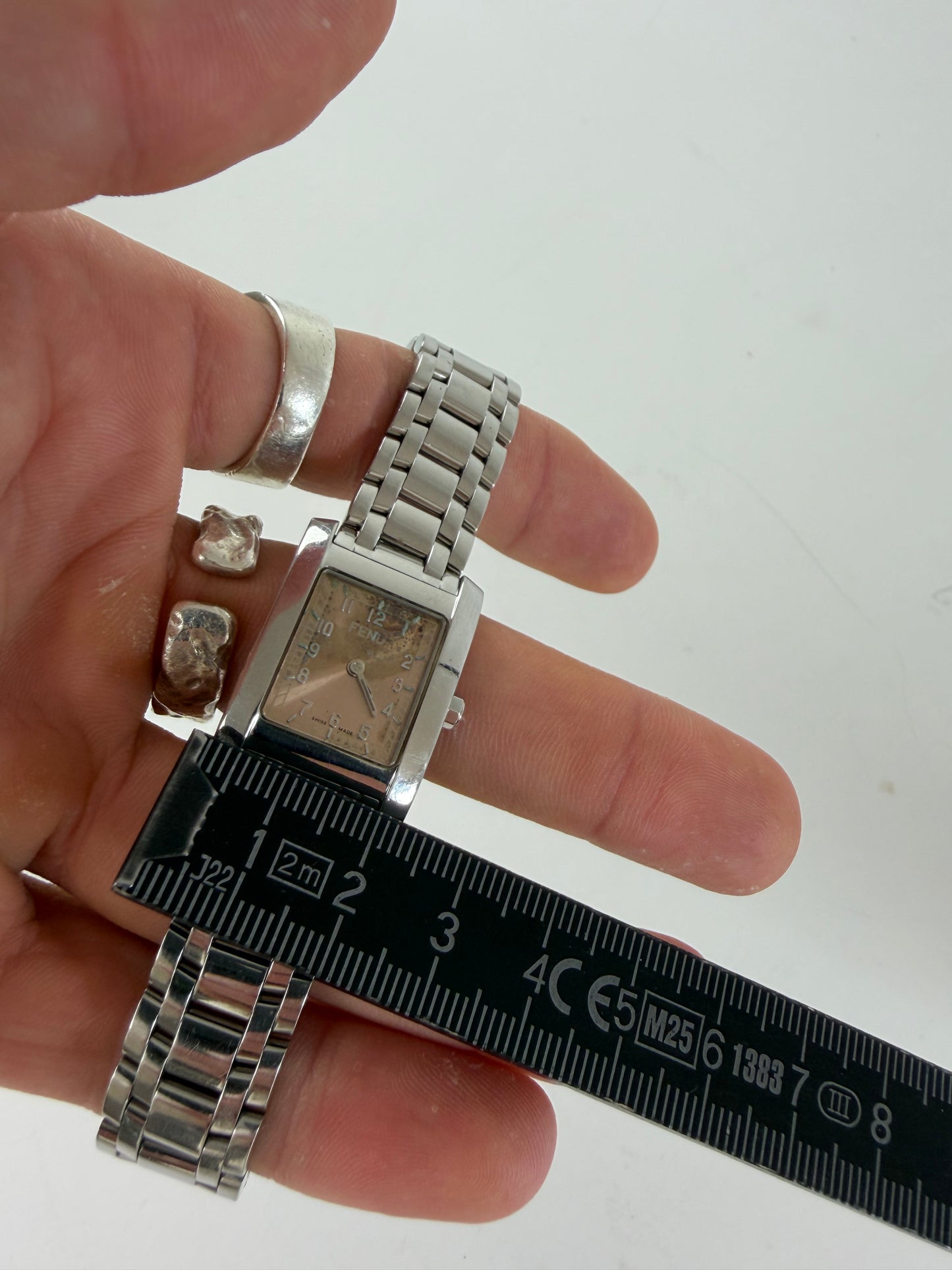 Vintage Fendi Orologi Bracelet Watch Stainless Steel Beige Dial