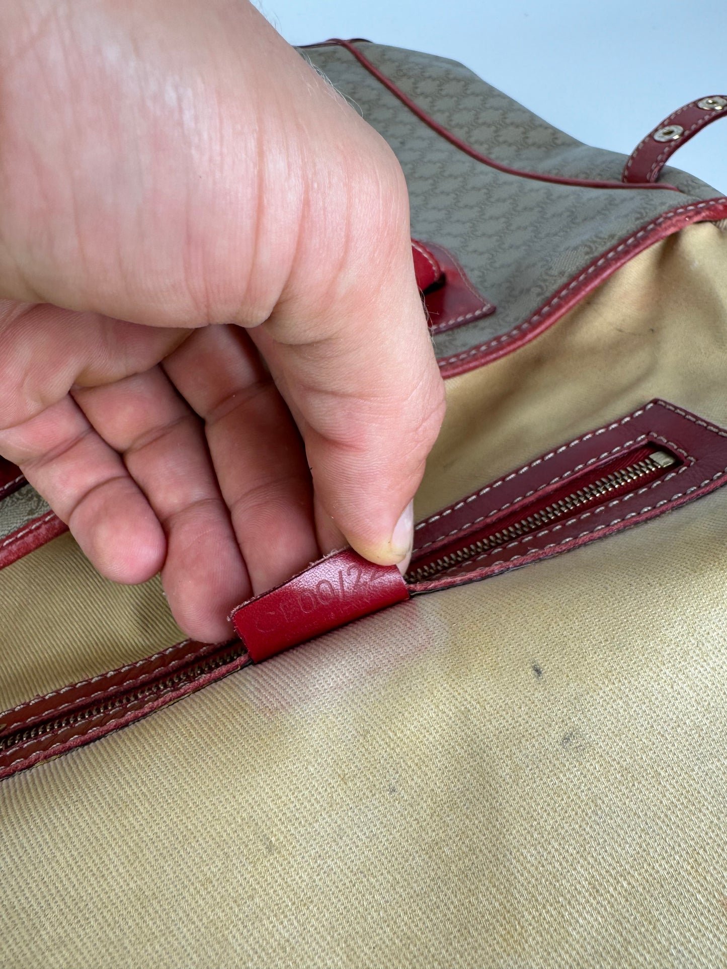 Sac vintage en cuir Céline beige monogramme rouge