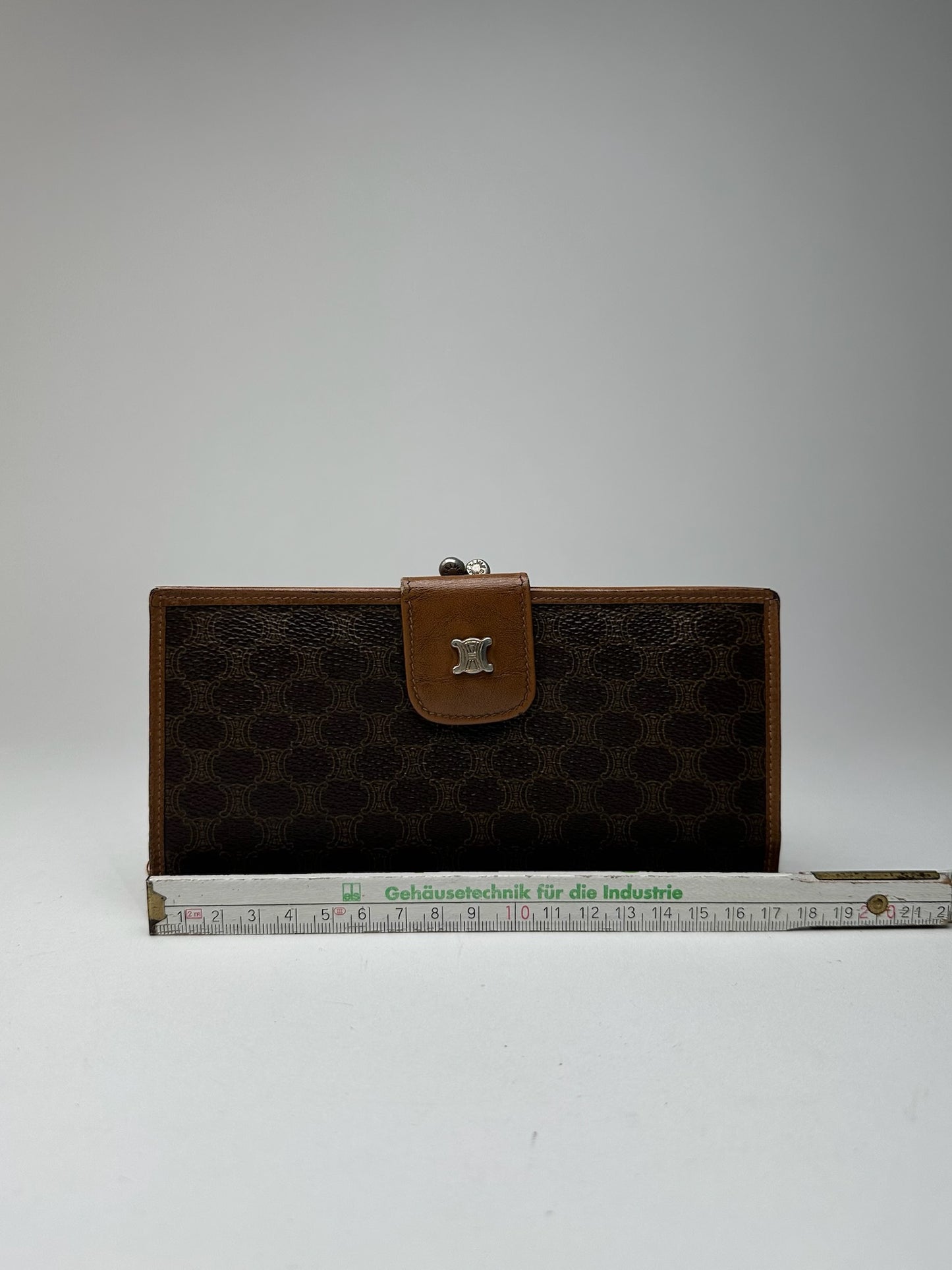 Portefeuille vintage en cuir monogramme Céline marron