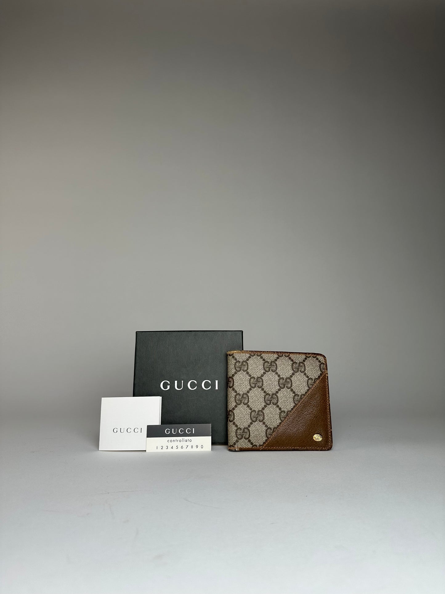Vintage Gucci Monogram Leather Flap Wallet Grey Brown