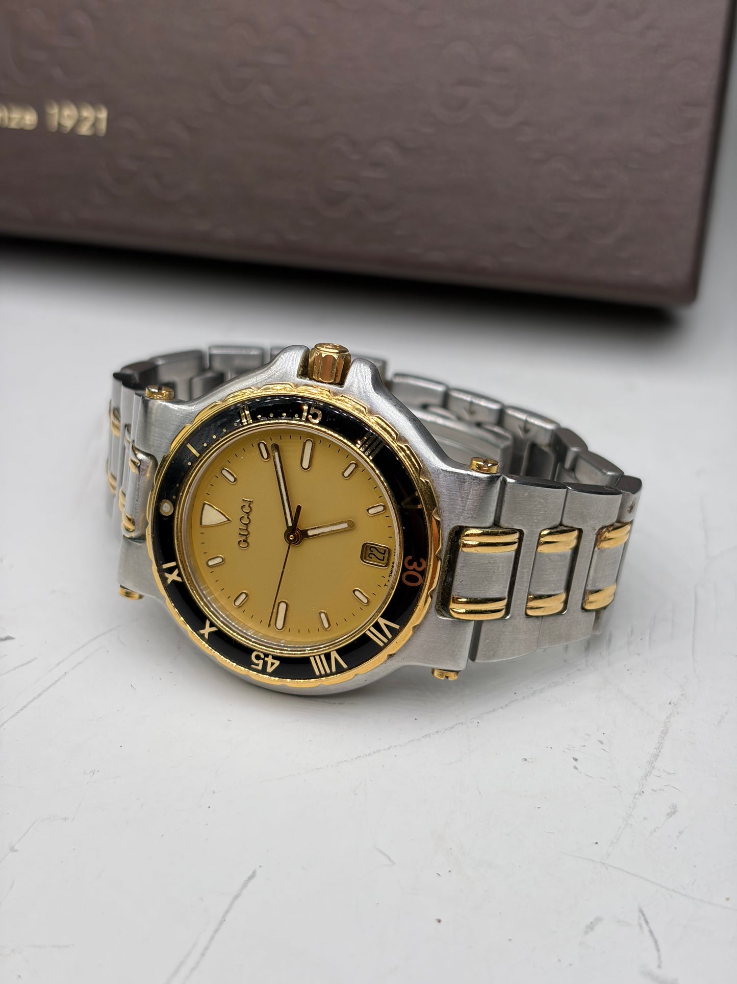 Vintage Gucci Stainless Steel Bracelet Watch Gold Silver