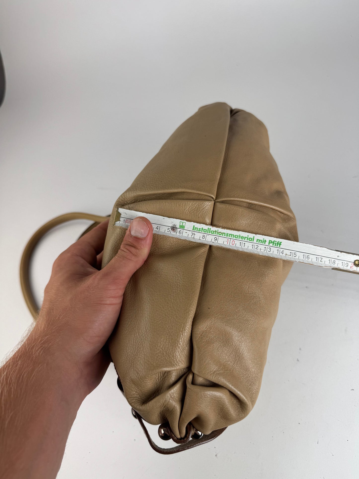 Sac vintage en cuir beige Salvatore Ferragamo