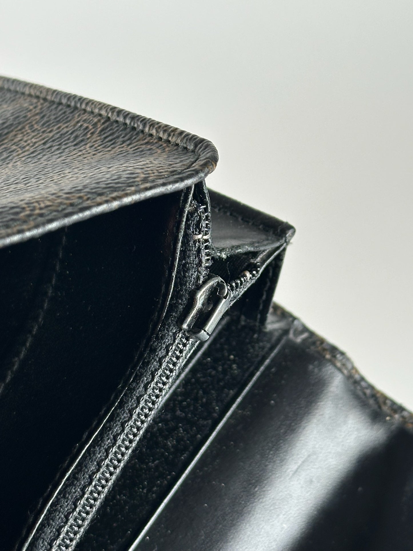 Portefeuille vintage en cuir monogramme Céline marron