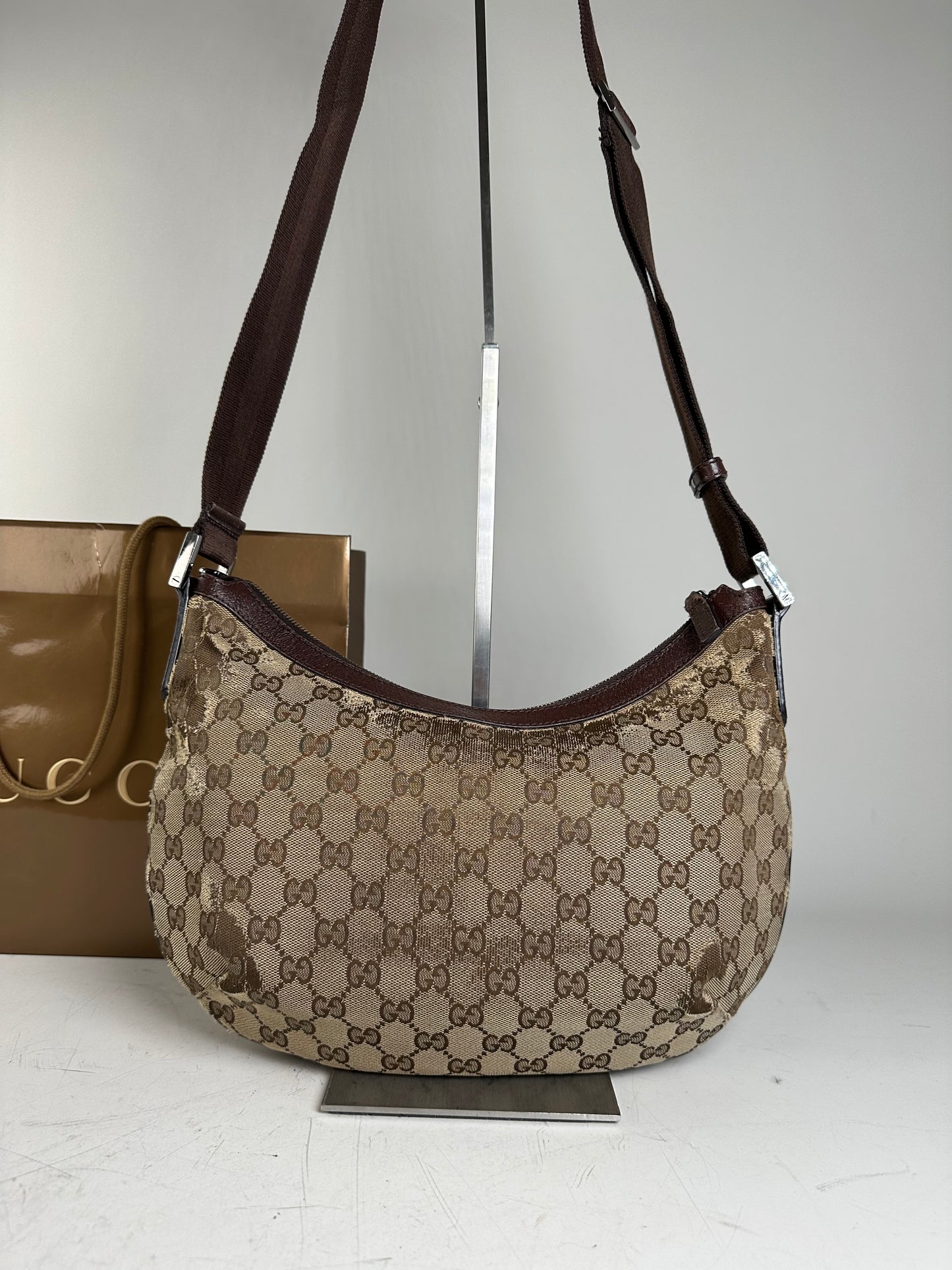 Vintage Gucci GG Supreme Shoulder Bag Silver Hardware Beige Brown