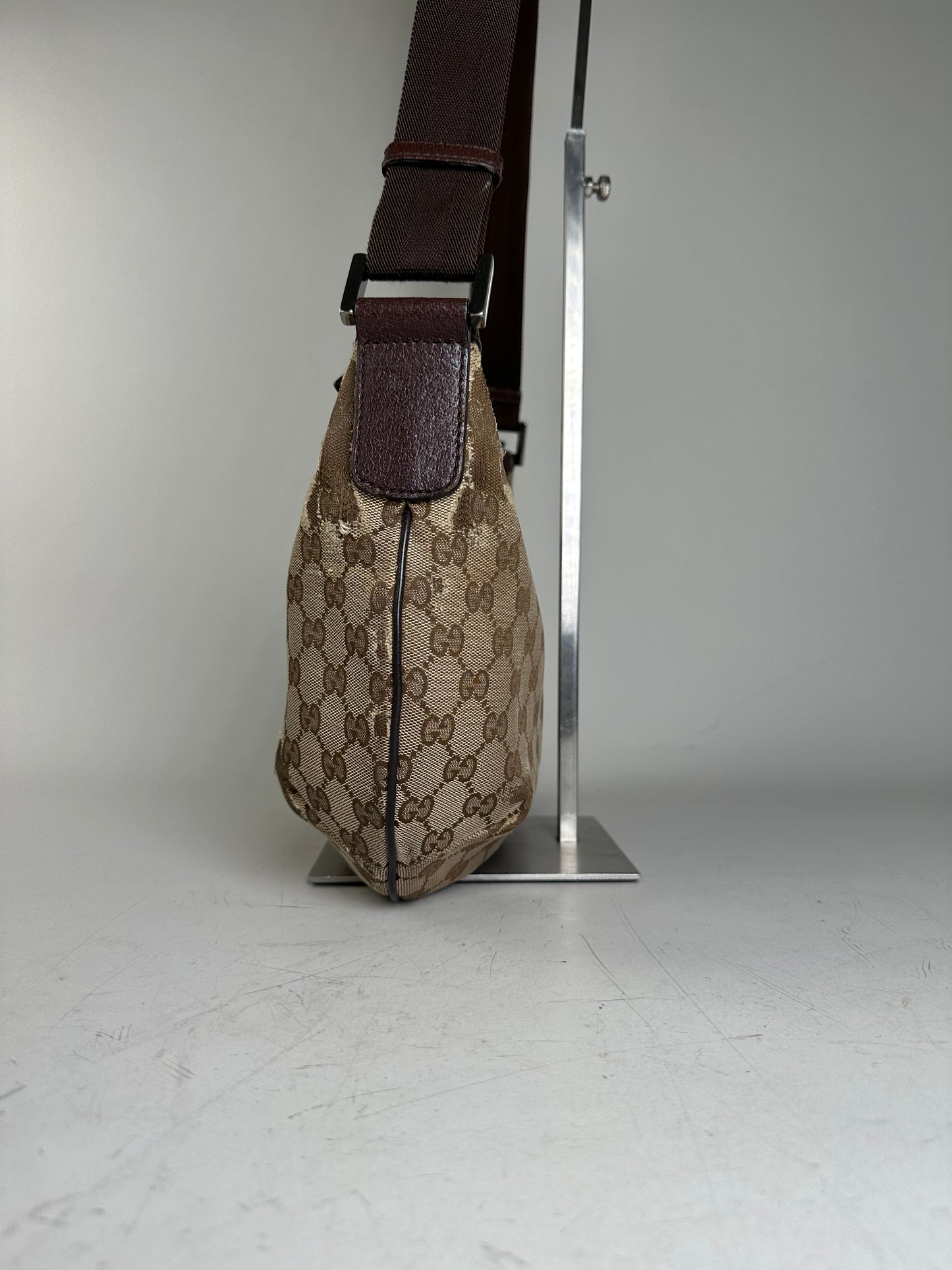 Vintage Gucci GG Supreme Shoulder Bag Silver Hardware Beige Brown