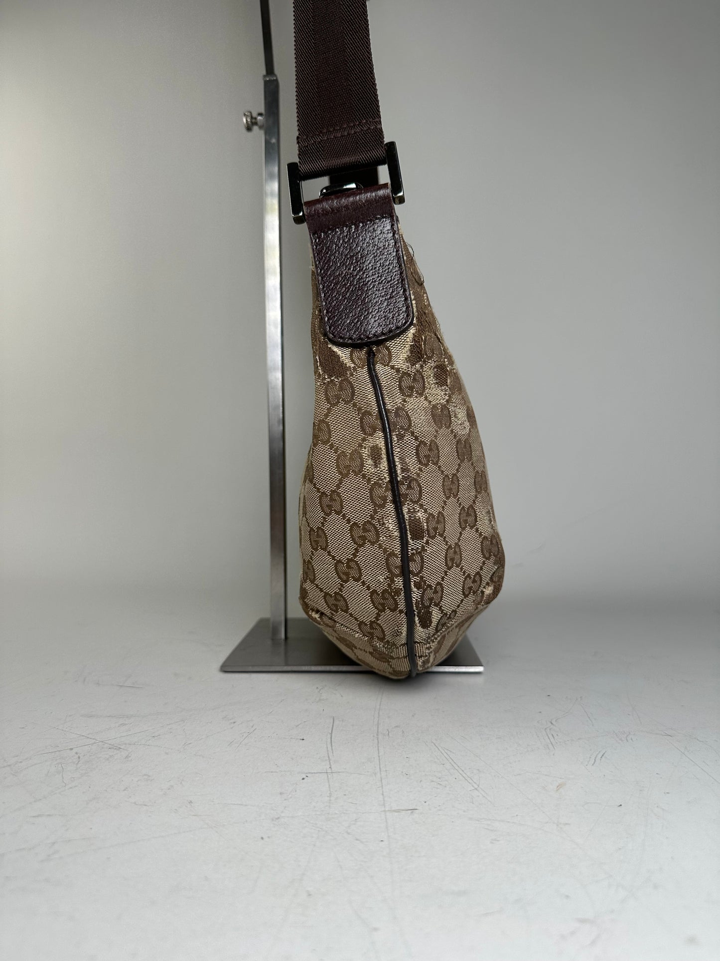 Vintage Gucci GG Supreme Shoulder Bag Silver Hardware Beige Brown