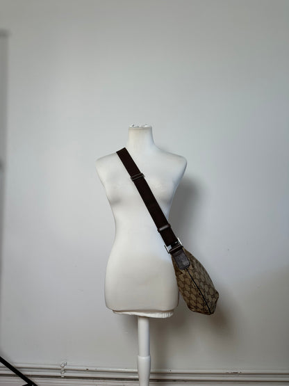 Vintage Gucci GG Supreme Shoulder Bag Silver Hardware Beige Brown