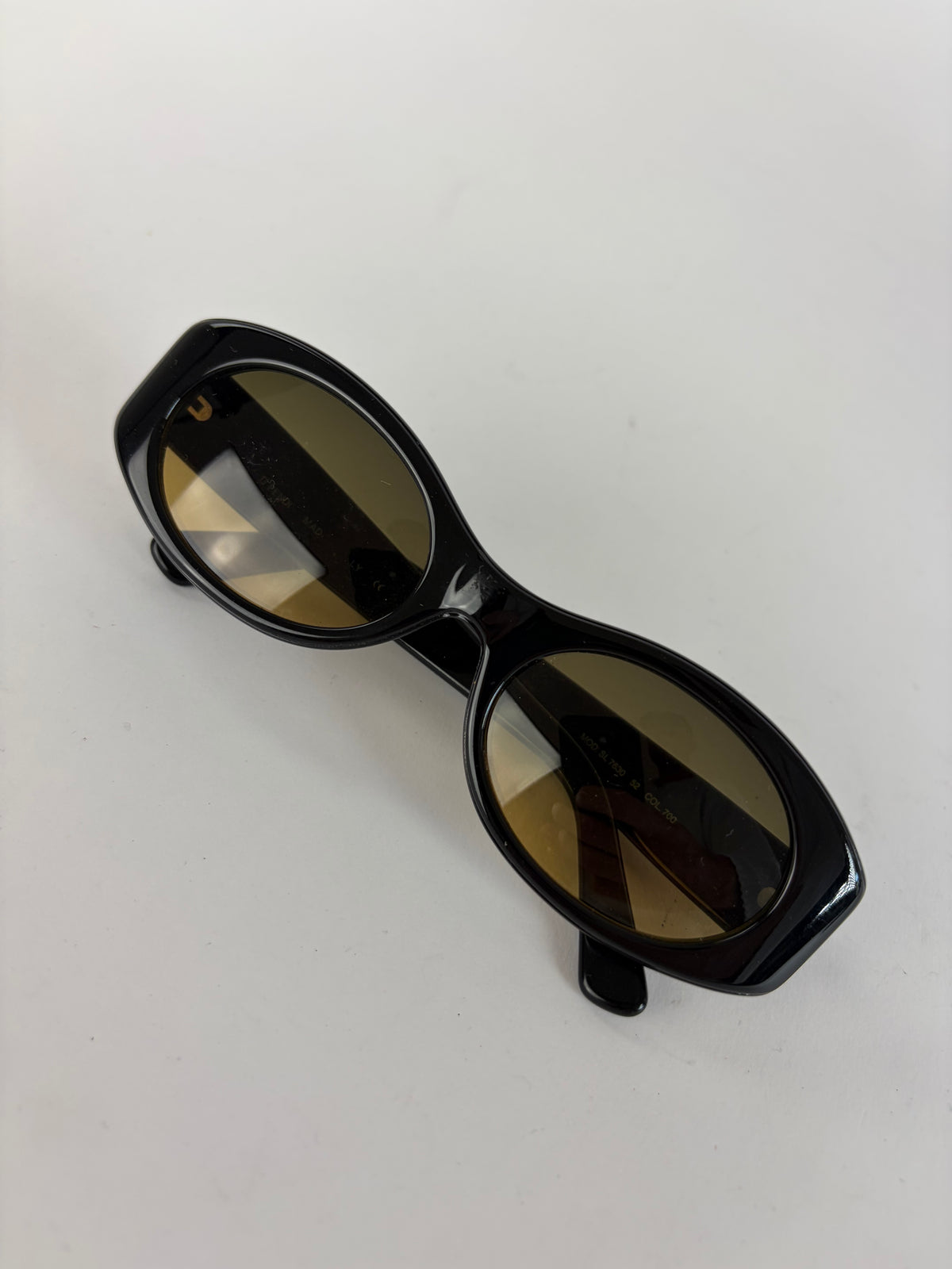 Vintage Fendi Cat-Eye Sunglasses Late 1990s Black Brown
