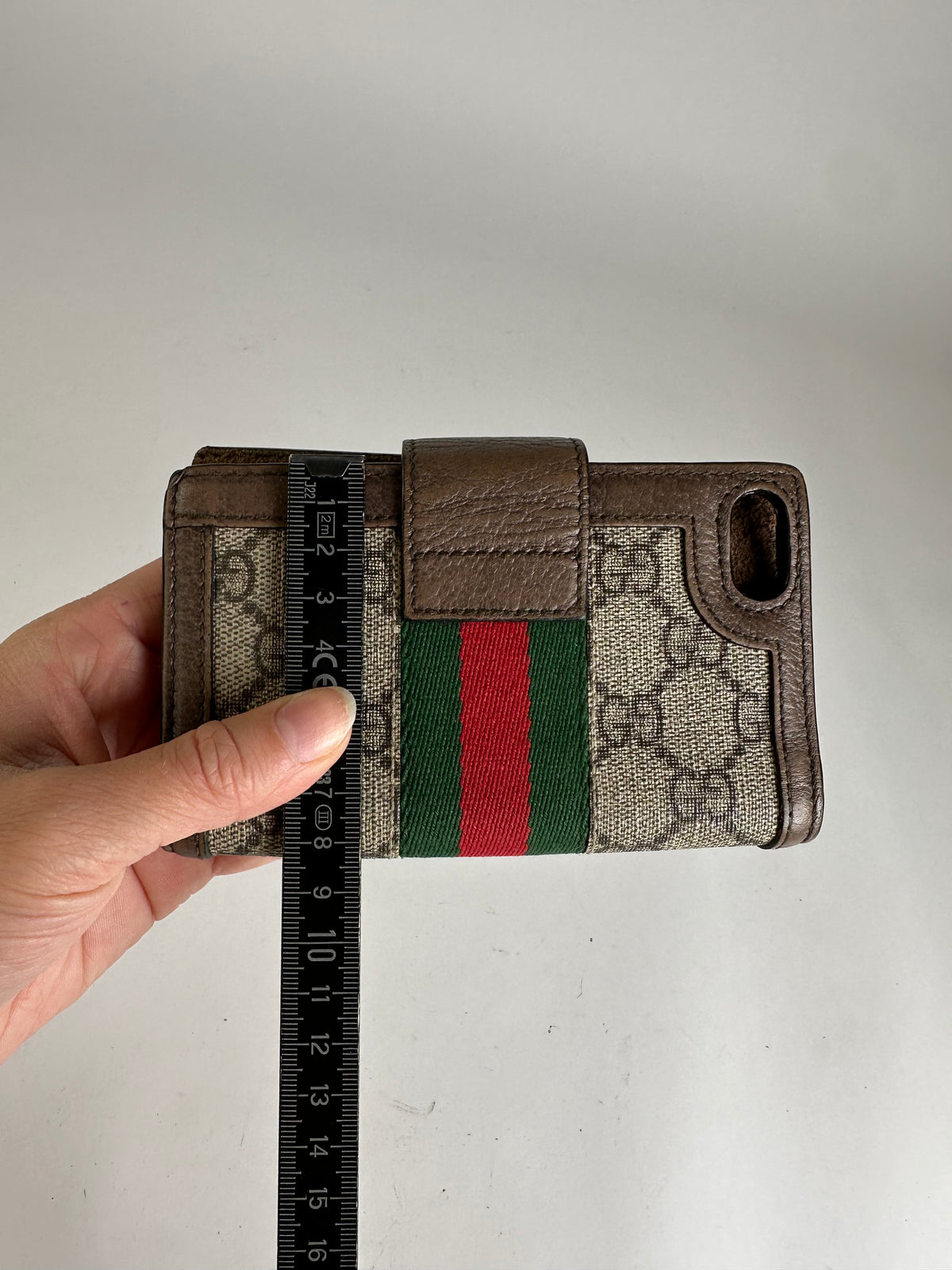 Vintage Gucci GG Supreme Bifold Wallet c. 2010s Beige Brown
