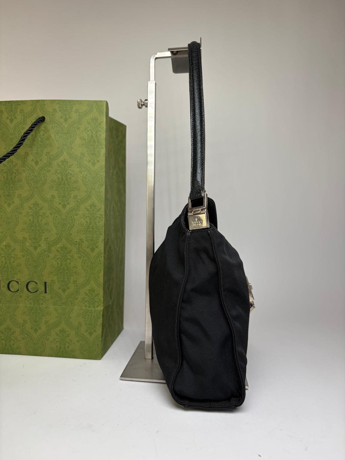 Vintage Gucci Vintage Jackie Flap Crossbody Bag Early 2000s Black