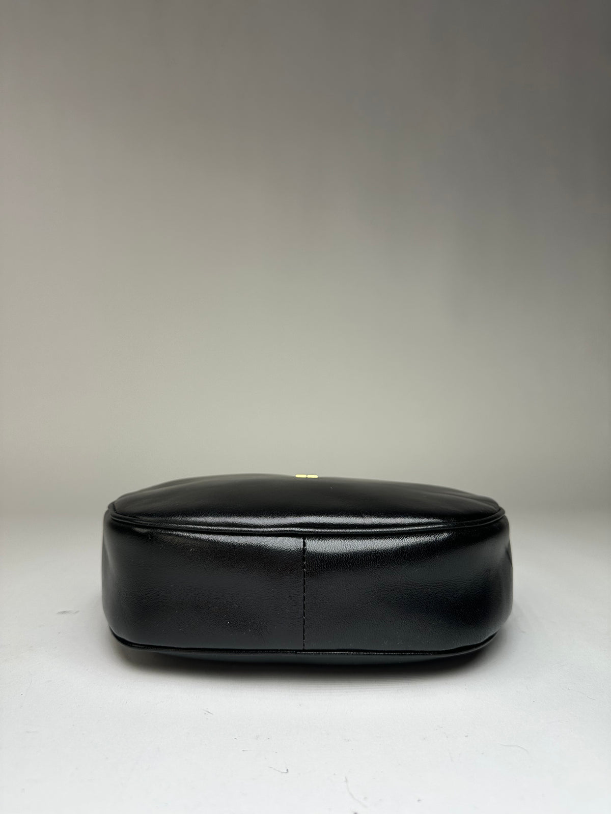 Vintage Givenchy 4G Logo Flap Crossbody Bag c. 1980s Black Gold