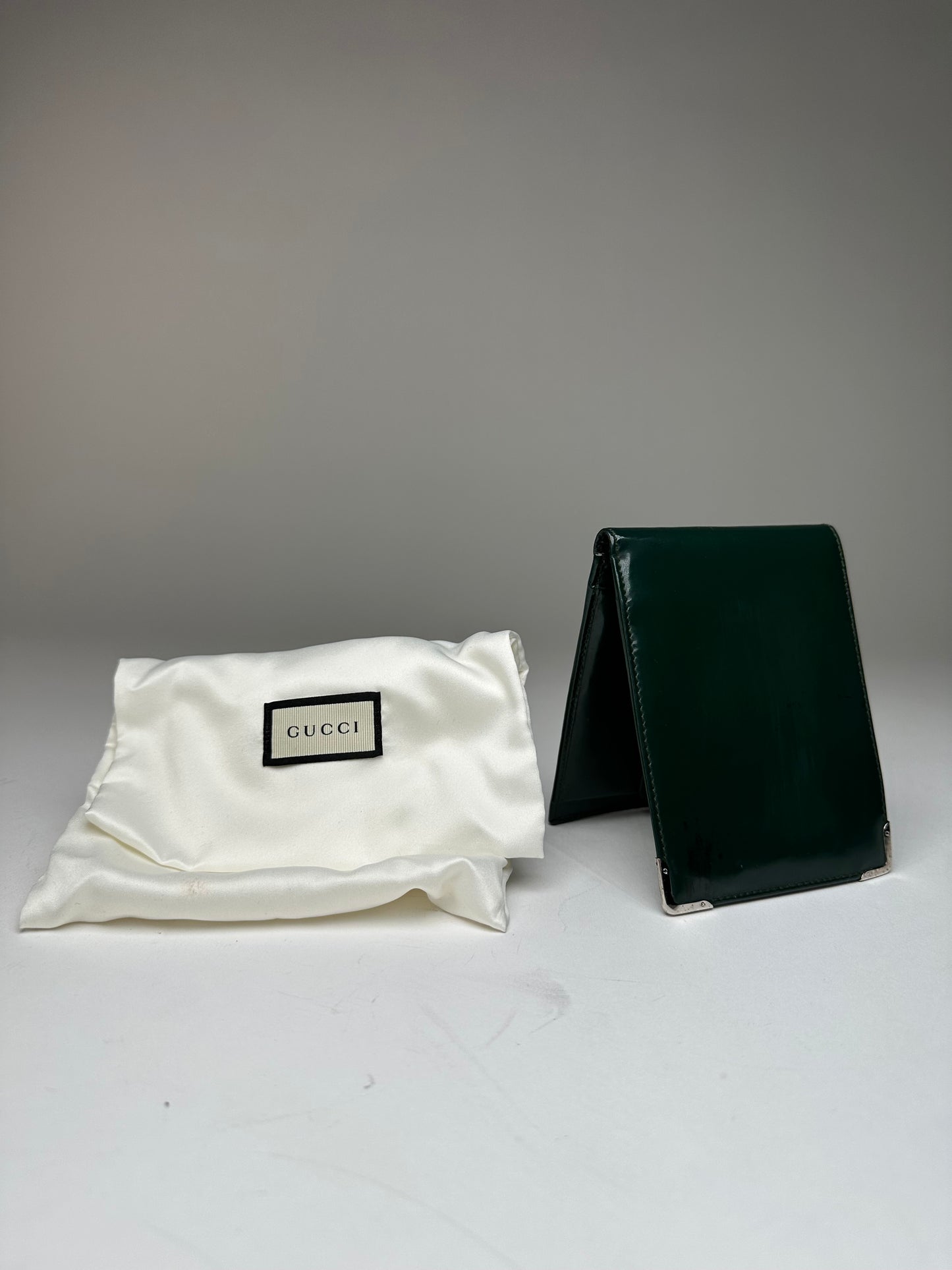 Vintage Gucci Flapable Patent Leather Wallet Green