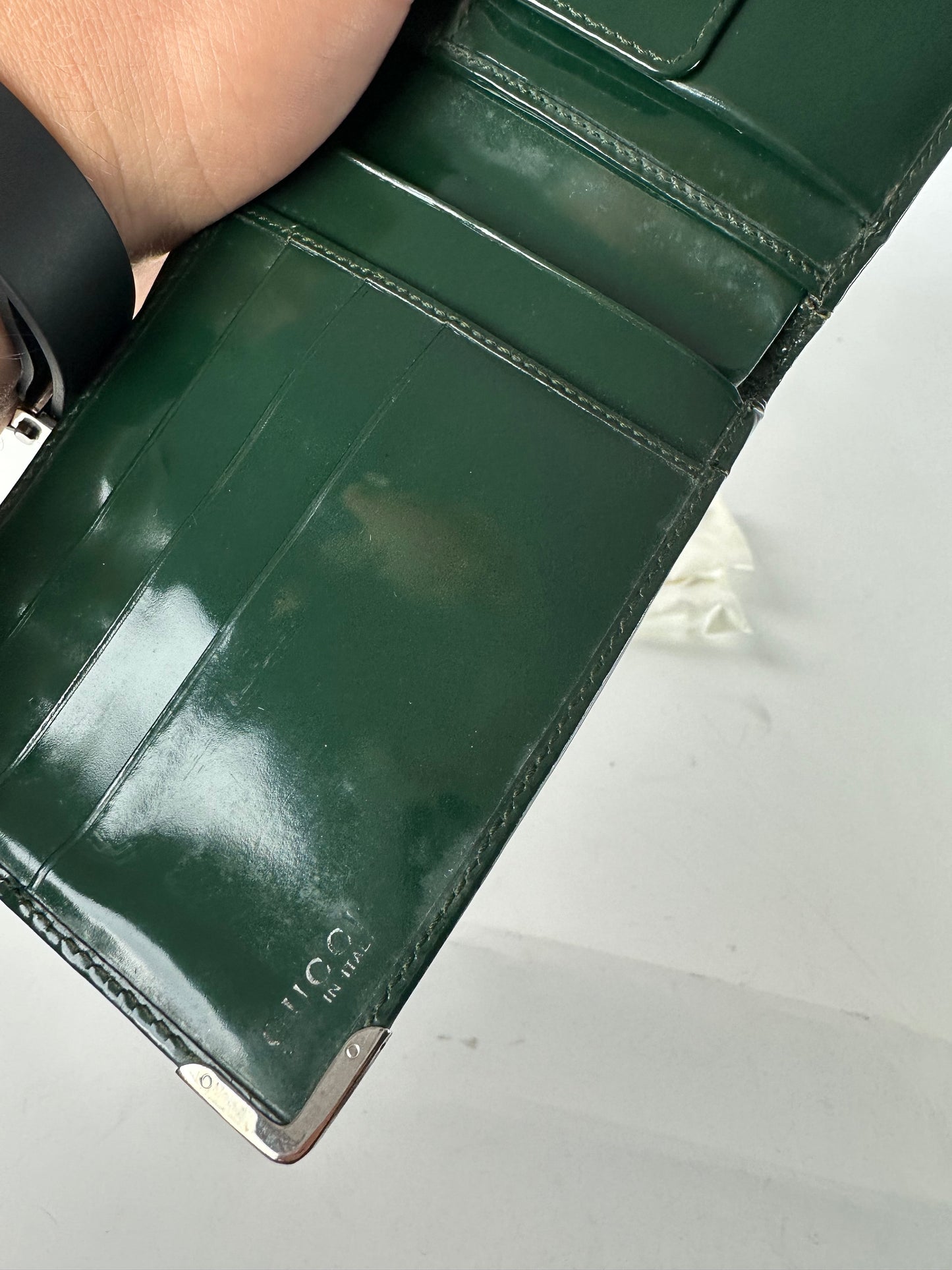 Vintage Gucci Flapable Patent Leather Wallet Green