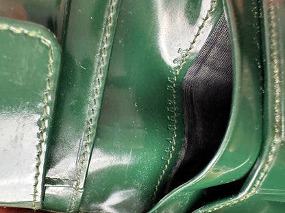 Vintage Gucci Flapable Patent Leather Wallet Green