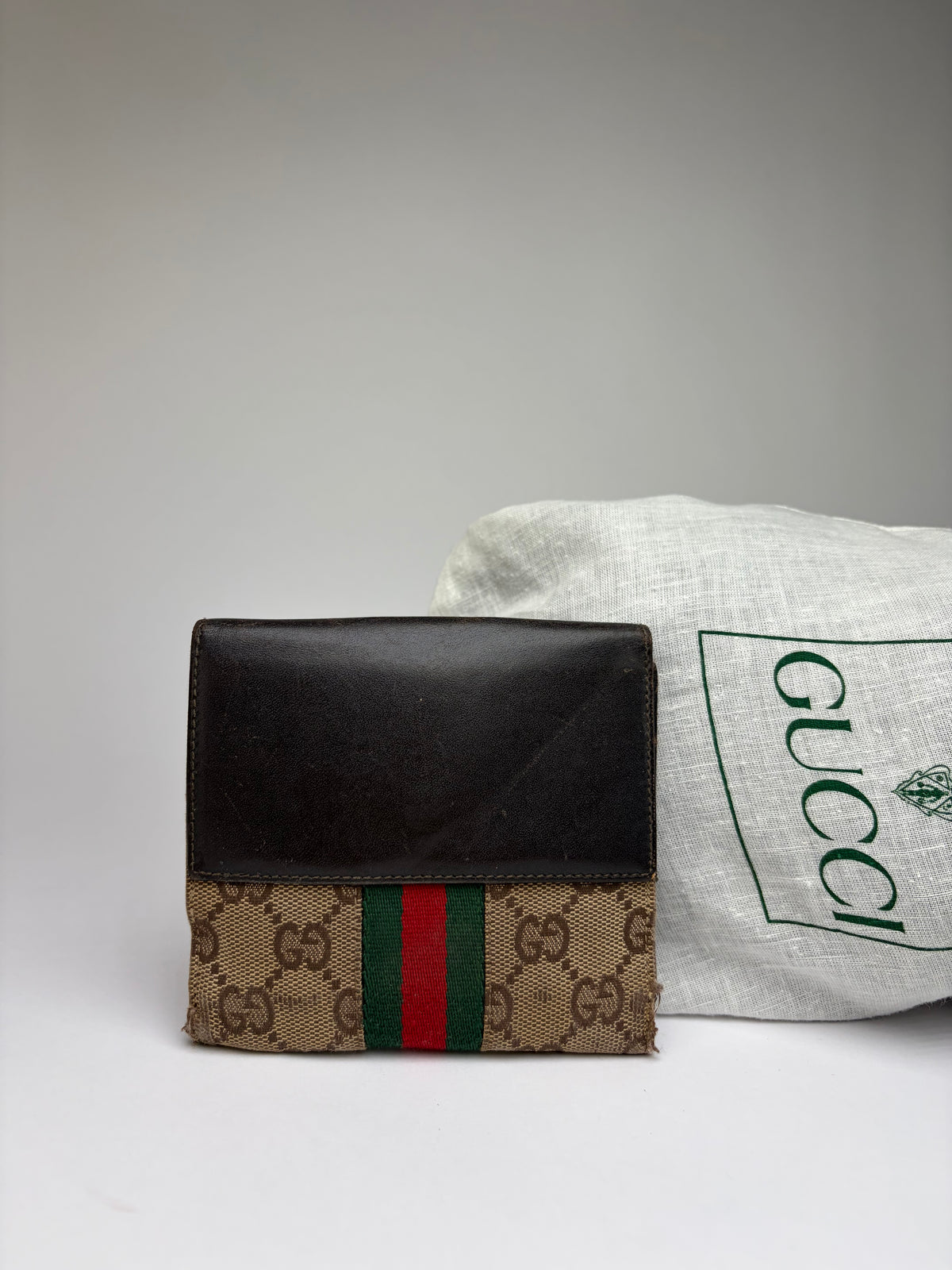 Vintage Gucci vintage Jackie GG Supreme Bifold Wallet Late 1990s Brown