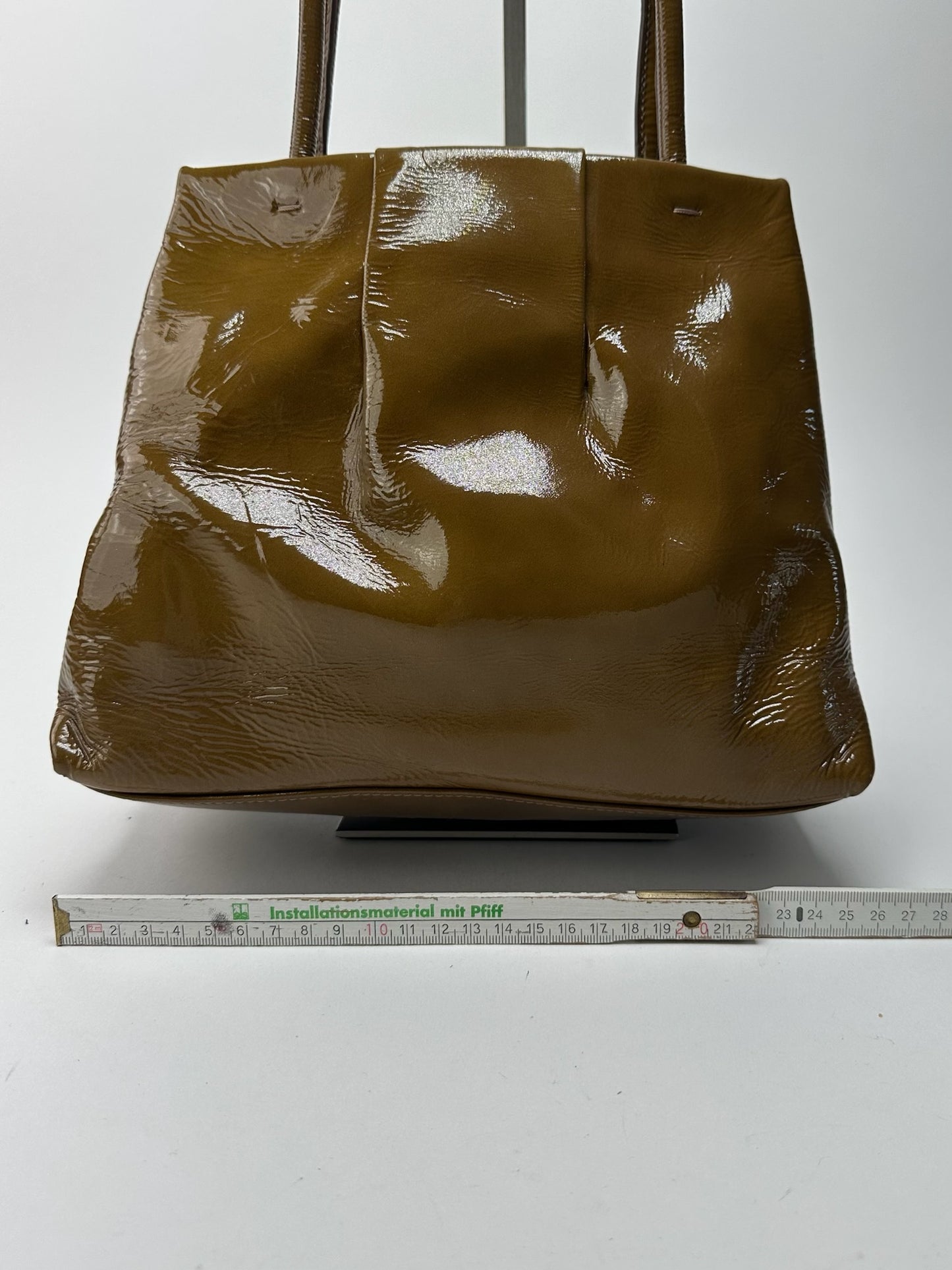 Sac vintage en cuir verni Céline Paris Kaki