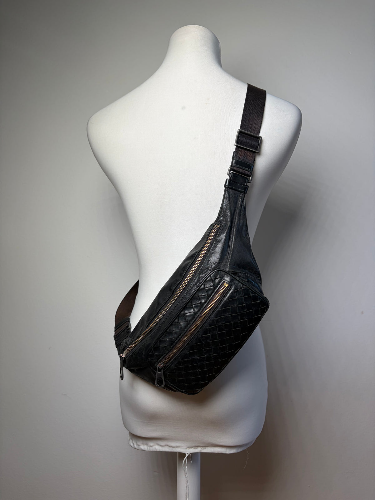 Vintage Bottega Veneta Intrecciato Leather Waist Bag Early 2000s Black