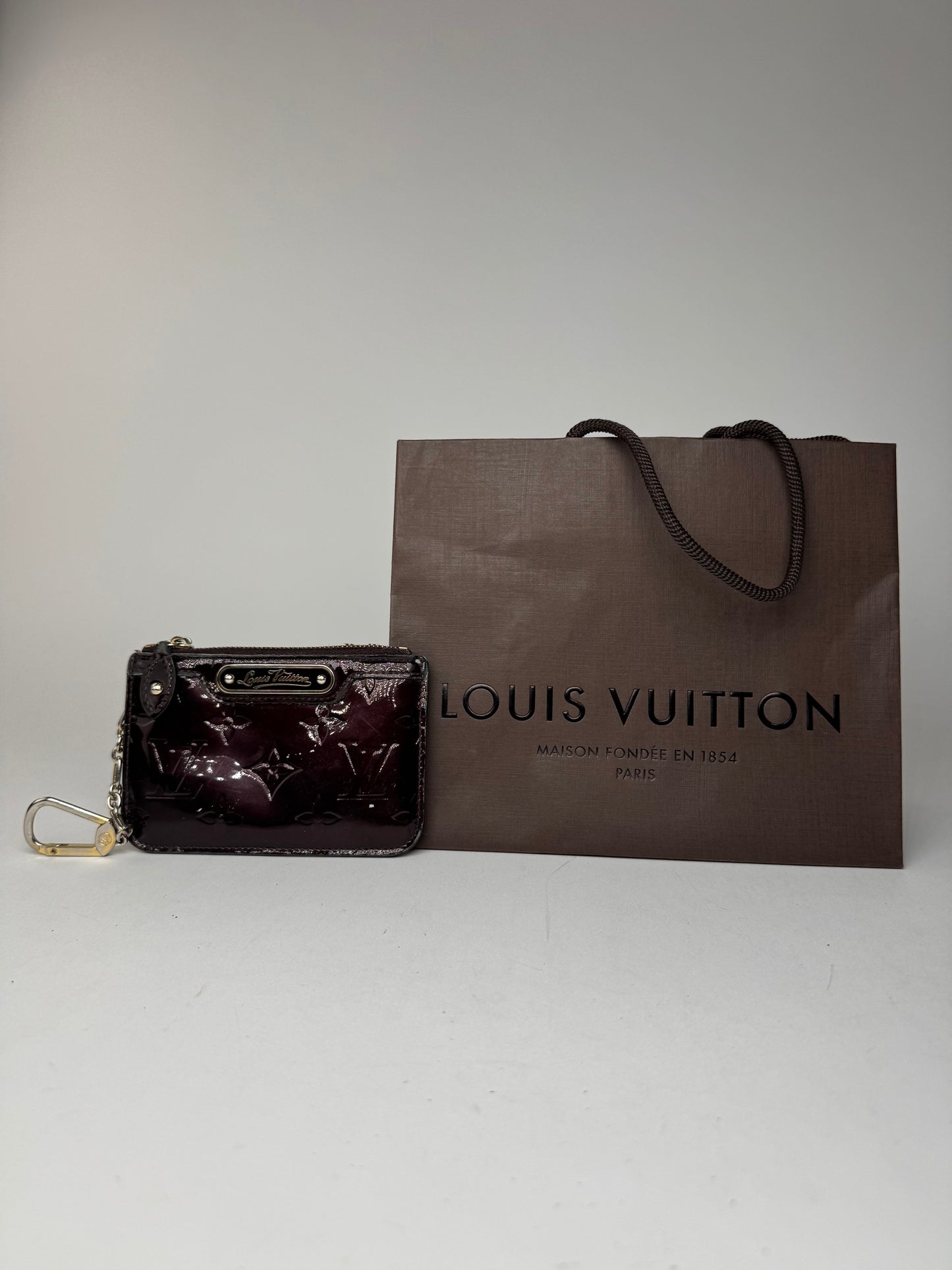 Vintage Louis Vuitton le Dauphine card holder Vernis Leather purple