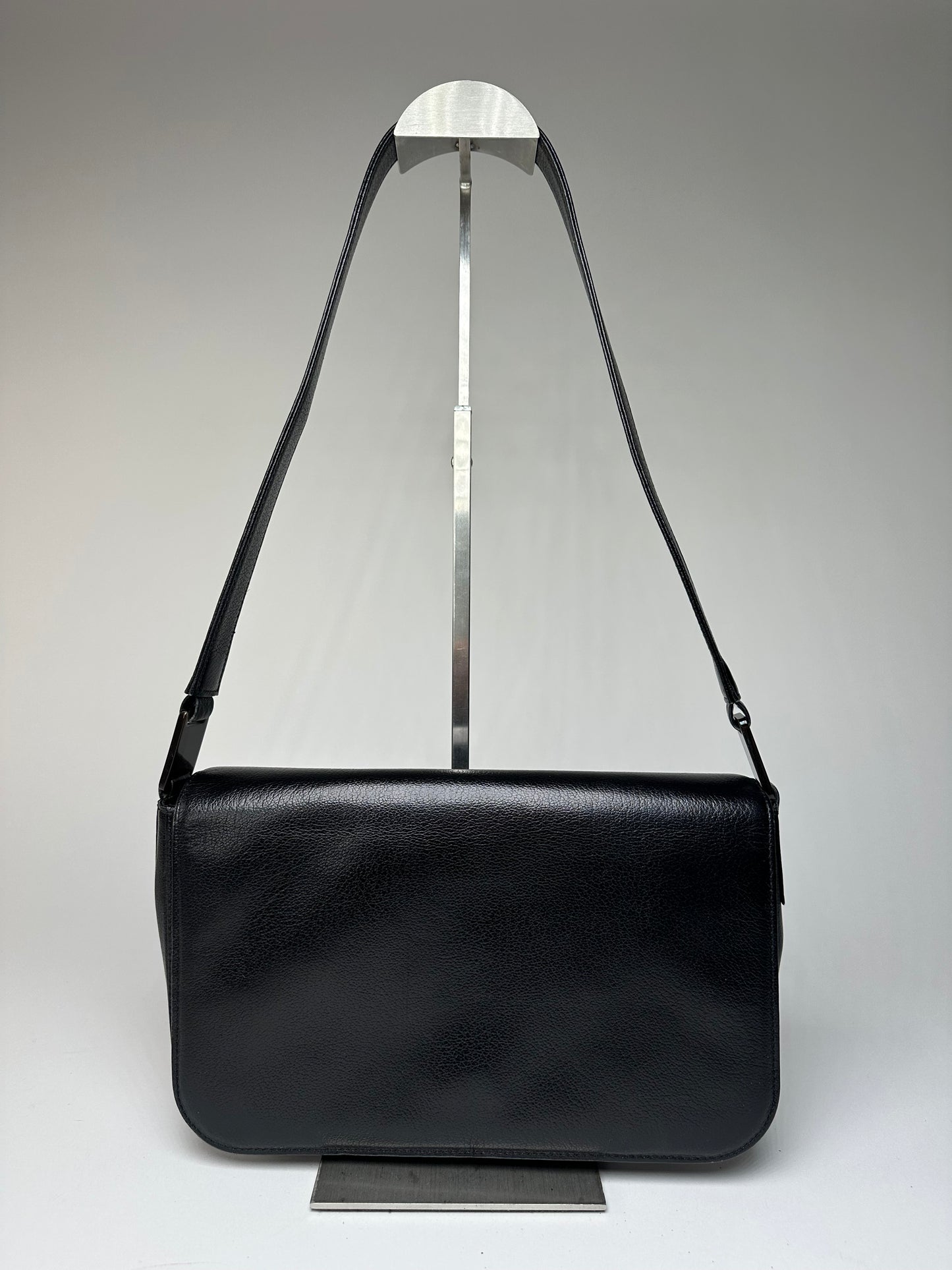Vintage Givenchy Leather Shoulder Bag Black
