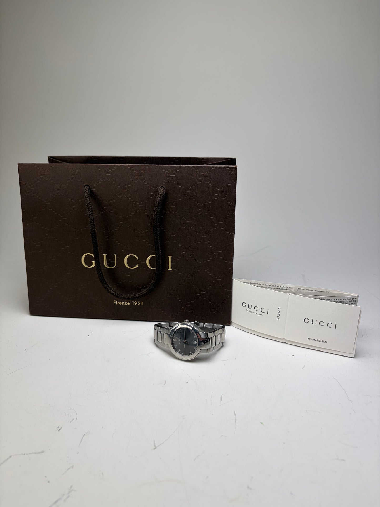 Vintage Gucci Stainless Steel Bracelet Watch Silver Black Boxed