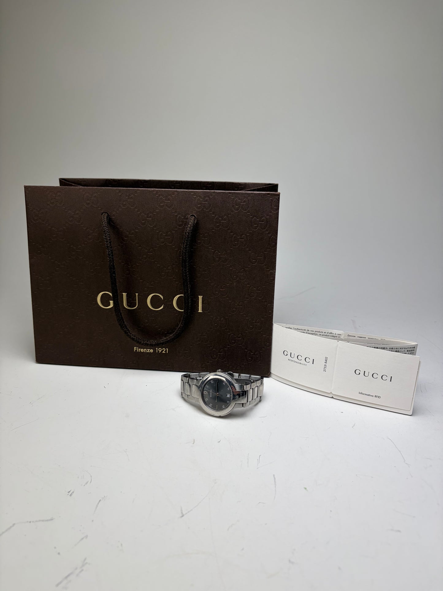 Vintage Gucci Stainless Steel Bracelet Watch Silver Black Boxed