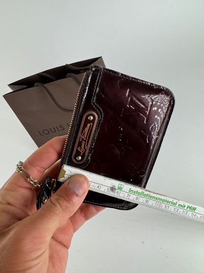 Vintage Louis Vuitton le Dauphine card holder Vernis Leather purple