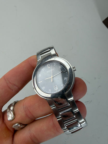 Vintage Gucci Stainless Steel Bracelet Watch Silver Black Boxed