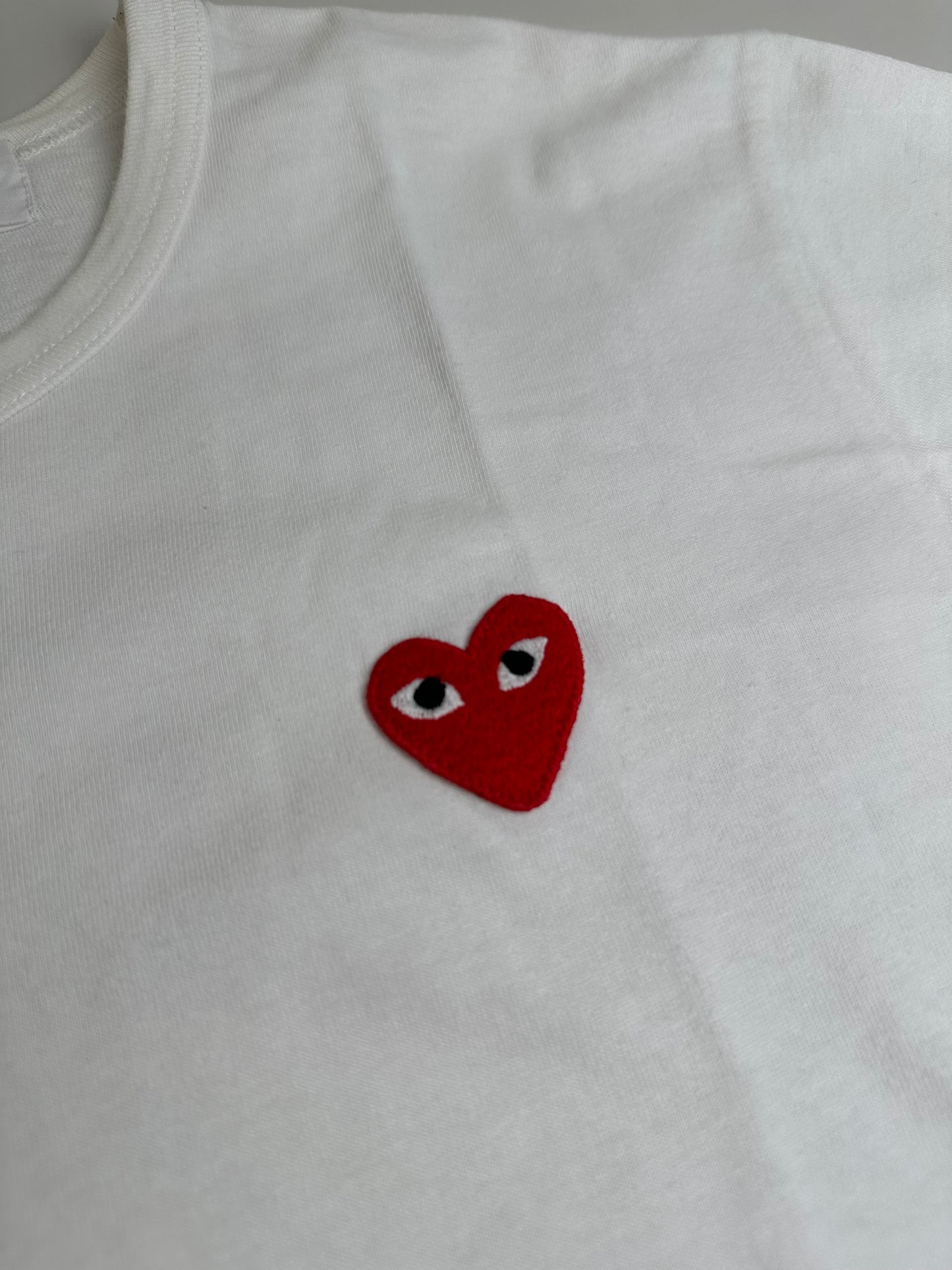 Vintage Comme des Garçons Play Heart Logo T-Shirt White Red M