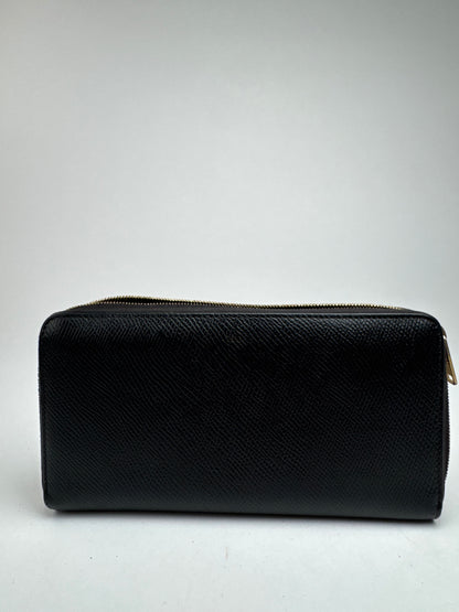 Vintage Celine Leather wallet black zippy defect