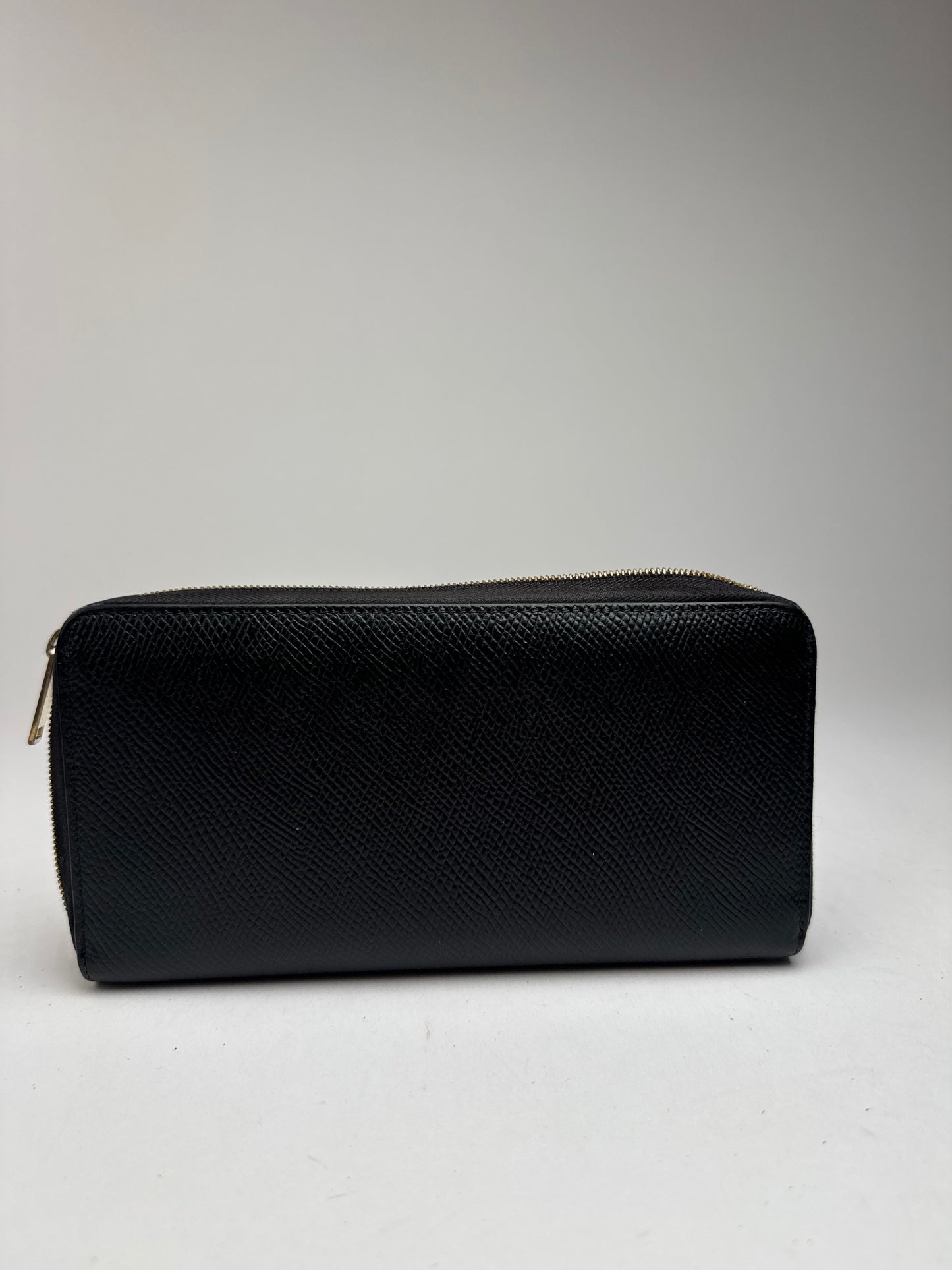 Vintage Celine Leather wallet black zippy defect