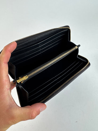 Vintage Celine Leather wallet black zippy defect