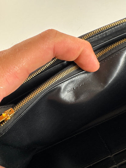 Vintage Celine Leather wallet black zippy defect
