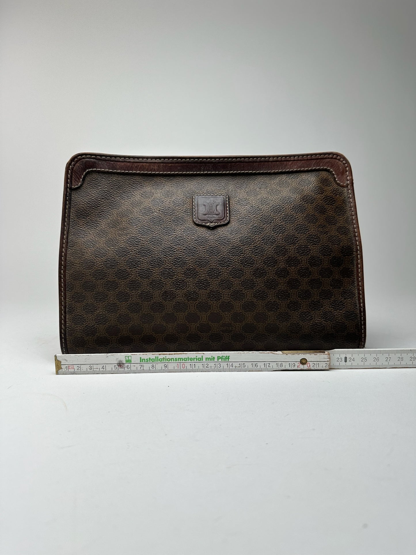 Pochette vintage Celine Paris en cuir monogramme marron