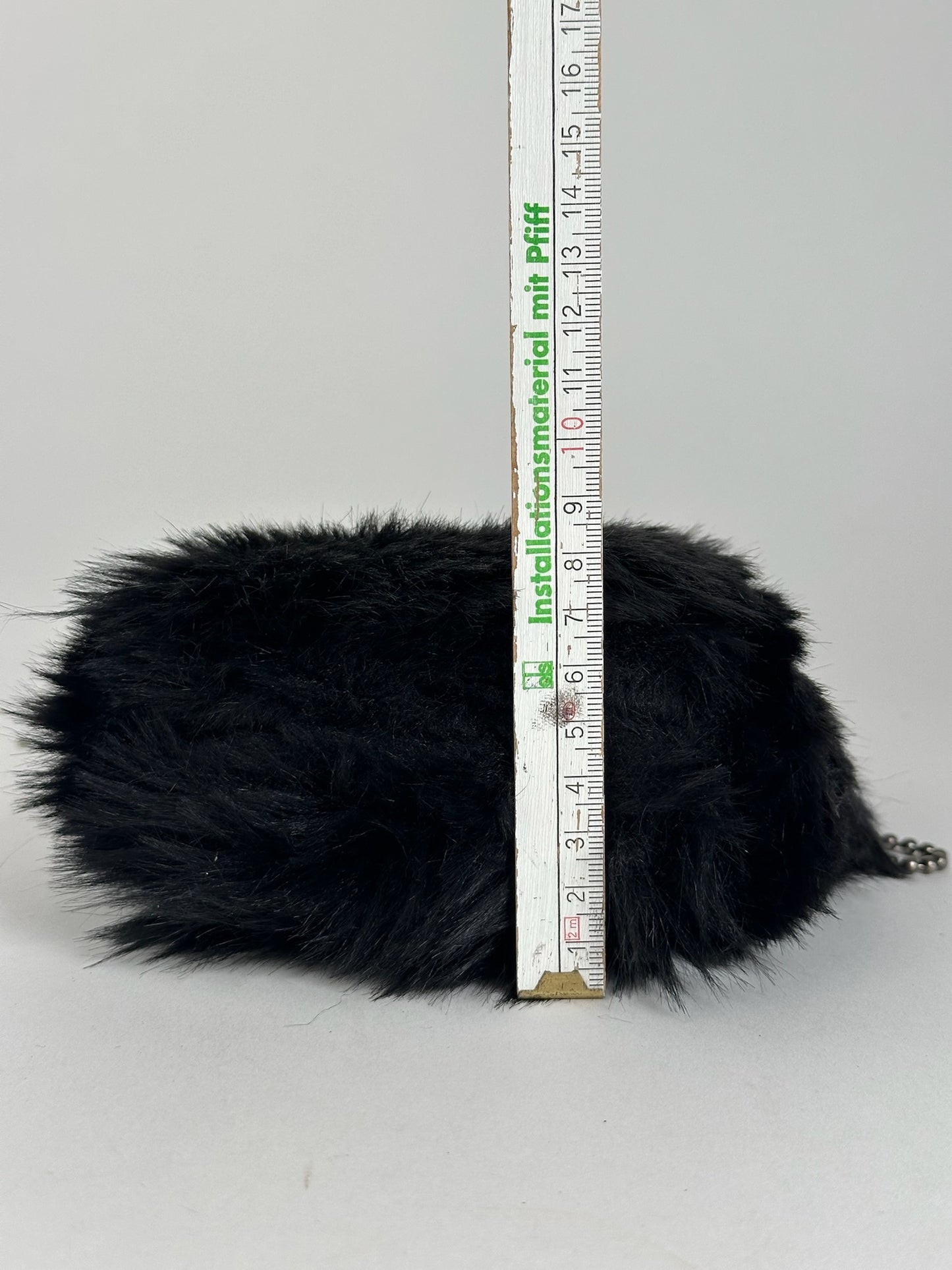 Mini sac en fourrure vintage Yohji Yamamoto noir