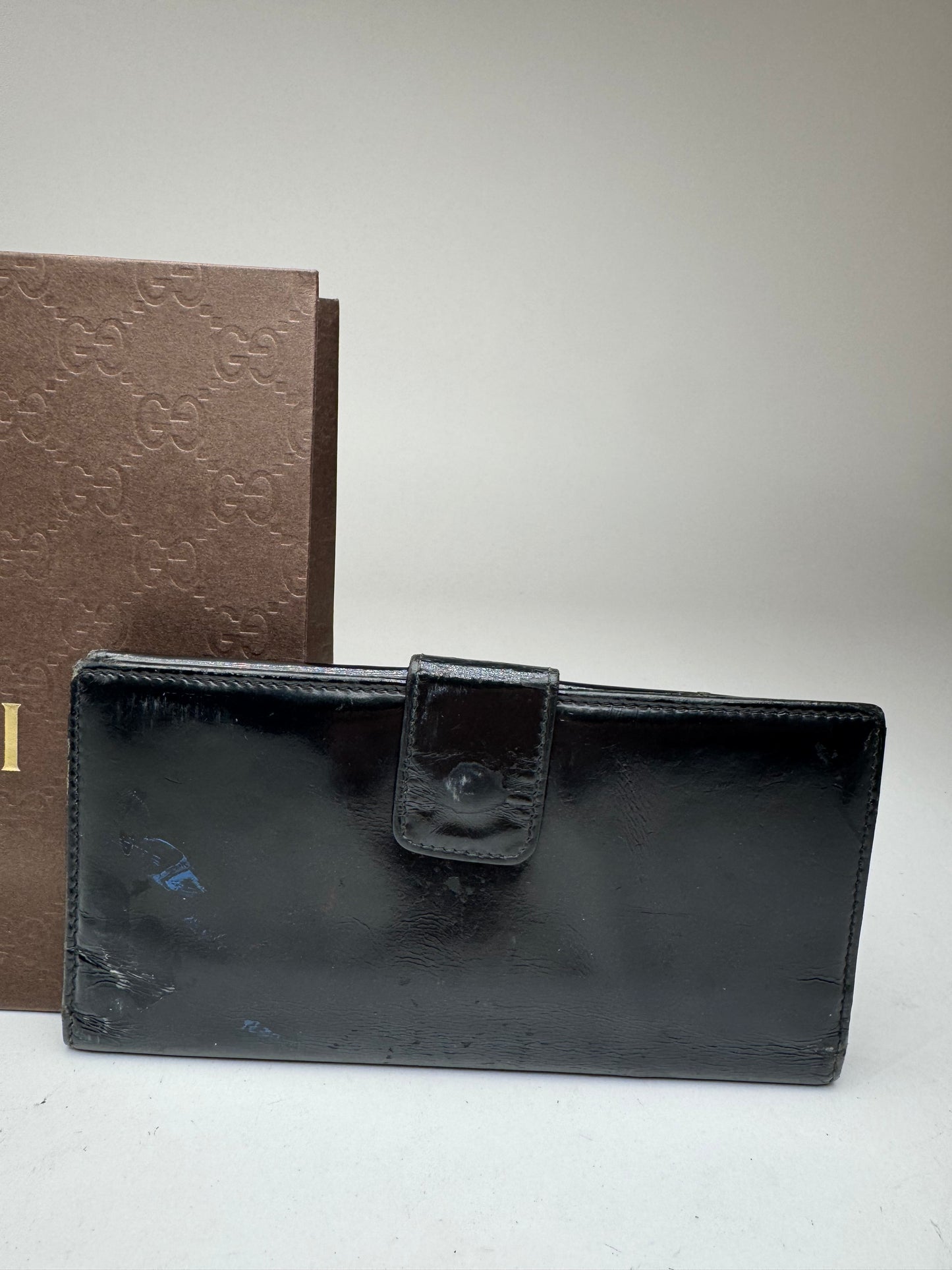 Vintage Gucci GG patent leather wallet black